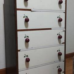 【訳あり】子供用洋服ダンス(引出し)、押入収納可能、白色、かわい...