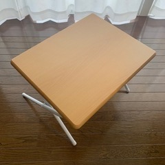 ニトリ　折りたたみテーブル