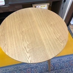 【リサイクルサービス八光　田上店　配達・設置OK】イームズ　カフェテーブル　ナチュラル 　2人掛けダイニングセットの画像