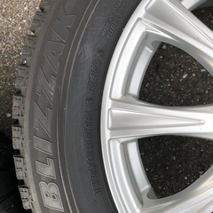 取引中175/65R15 ブリヂストンスタッドレスタイヤ、ホイールセット