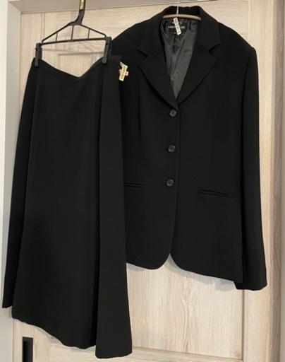 ★完売★スーツ レディース 礼服　スカート　ジャケット　11号