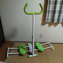年末前のダイエットに！レッグスライダー