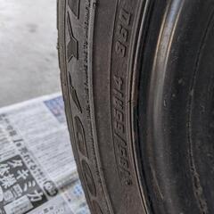 スタッドレスタイヤ　ホンダ　14インチの画像