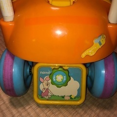 ベビー用ビジーカー　おもちゃのくるま　プーさんの画像