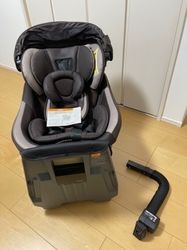 【美品】Combi コンビ ネルーム ブラウン　最上位モデル  NF-600