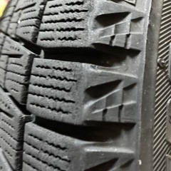 軽自動車　スタッドレスタイヤとホイールの画像