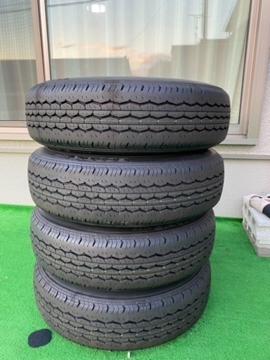 ハイエース200系　純正タイヤホイール