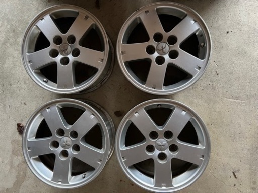 デリカ　D5 純正ホイール　純正ナット付き　16インチ