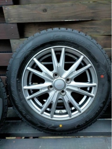 スタッドレス　アルミホイール　175/65R14