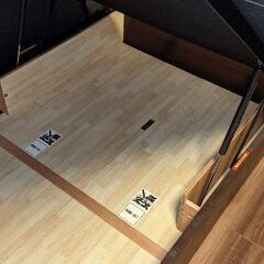 ニトリの跳ね上げ式のベッドフレーム（セミダブル）の画像
