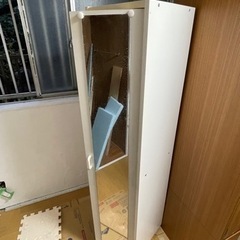 荒川区引取専用、格納家具