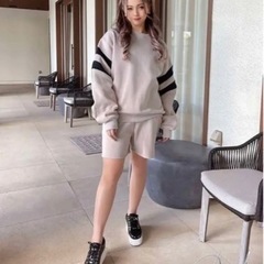 大人気❣️です❣️rady💞セットアップ5回のみ着用❣️裏起毛付き💞の画像