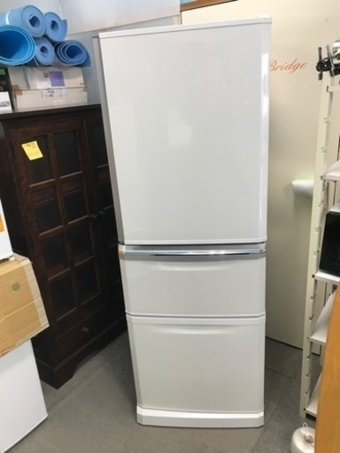 取引中　三菱　ノンフロン冷凍冷蔵庫　335L 2017年製　3ドア　自動製氷　程度良好　ホワイト
