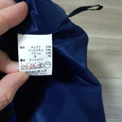 美品　膝丈ブランドスカートの画像