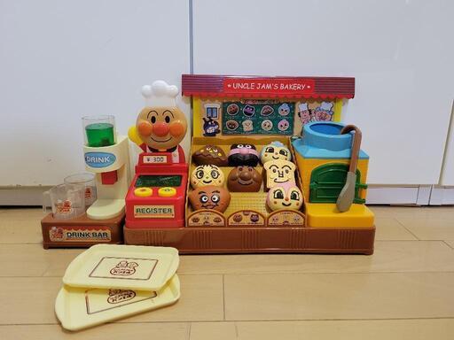 アンパンマン　かまどで焼きたてパン屋さん
