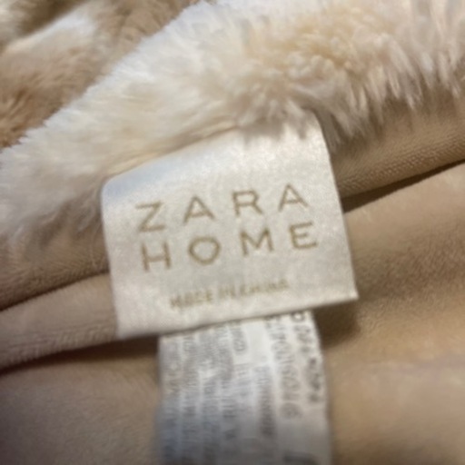 掛け布団　ベッド　布団　綺麗　ZARA HOME