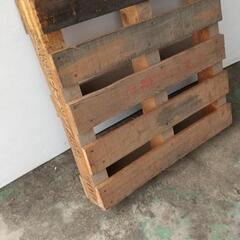 ☆木製パレット①　70×70☆