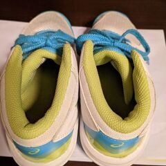 子供用バッシュの画像