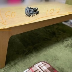 急募！日曜日中に引き取ってくれる方！掛け布団付きこたつテーブルの画像