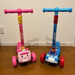 ロボカーポリー　タイヤが光る　キックスケーターの画像