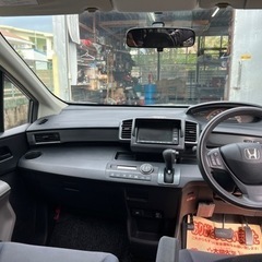 車検2年付き　フリード　ナビTVバックカメラの画像