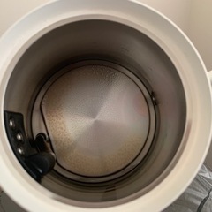 バルミューダ 電気ポットの画像