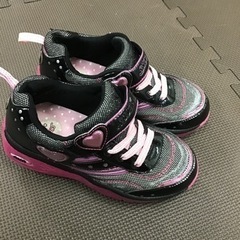 ローラーシューズ
