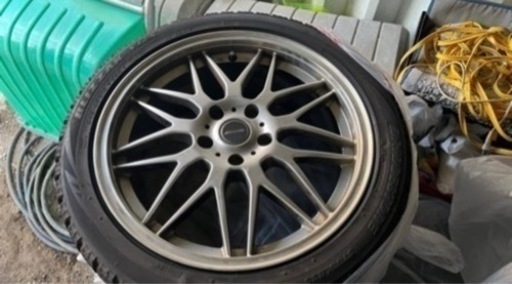 BBS風18インチアルミ付きスタッドレスタイヤ