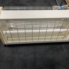 電撃殺虫器　ピオニー　α-30 ②