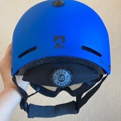 お値下げしました❗️美品☆子供ヘルメット　マーカー　青　付属品付きの画像
