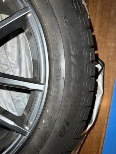 スタッドレスタイヤ、ホイール4本セット 235/50R18 PIRELLI ICE ASIMMETRICO