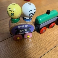 アンパンマン木製の電車