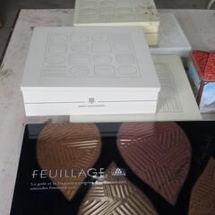 空き缶　各種の画像