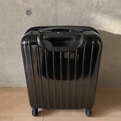 キャリーケースの画像