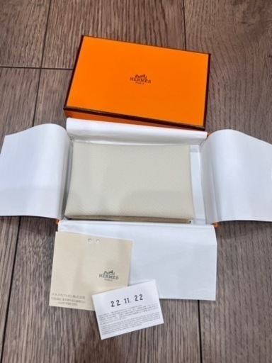 【未使用】エルメス カルヴィ（カードケース）クレ