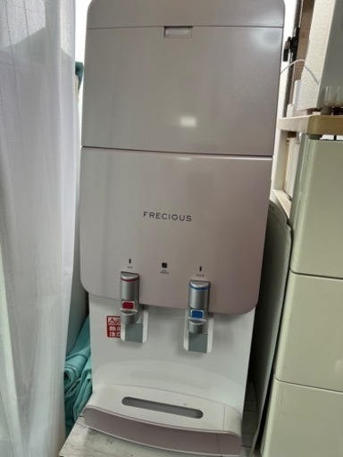 フレシャス　♪お水とお湯のサーバー♪