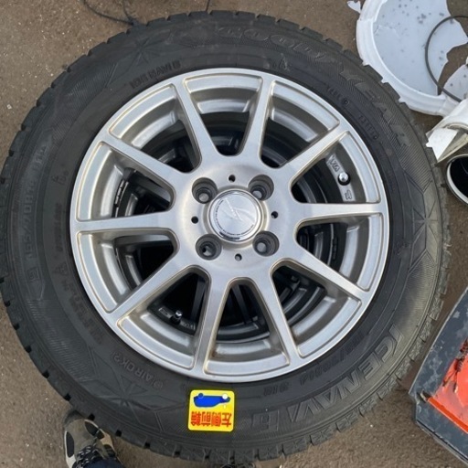 冬タイヤ　165/70R14