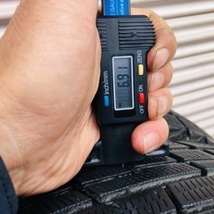 冬タイヤ 175/70R14 軽自動車旧車用アルミ付スタッドレス4本組の画像