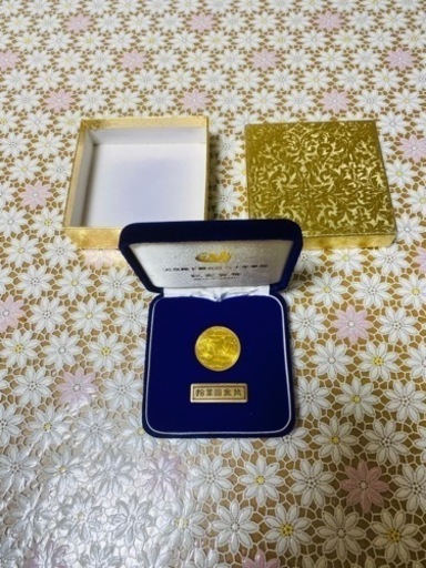 天皇在位60年記念金貨昭和六十一年値下げ不可