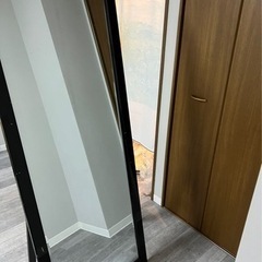 引取に来られる方限定、全身鏡を差し上げます。