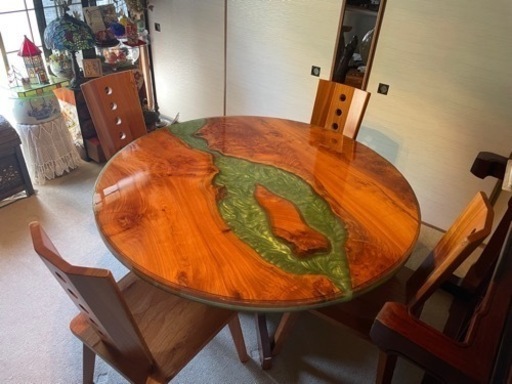 レジンテーブル　椅子付き