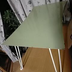 壊れてます。小さめ冷蔵庫。の画像