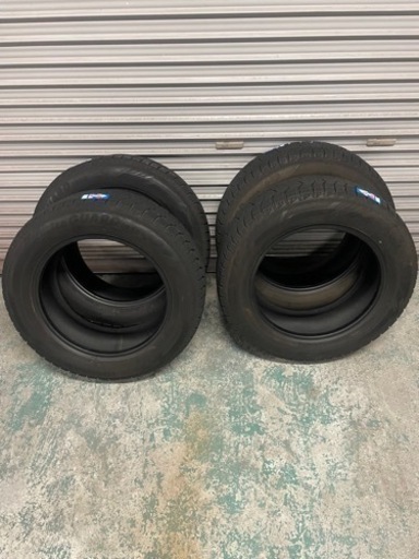 早い者勝ち！ヨコハマ　アイスガード　205/60R16 美品！バリ山　エスティマ　ヴォクシー　プリウスα  アベンシスなど？