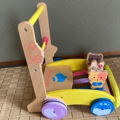西松屋さんの手押し車