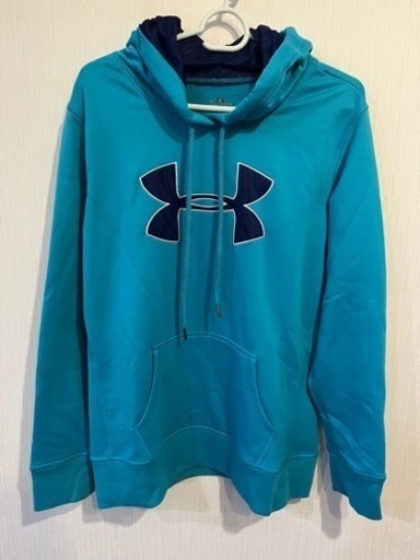 アンダーアーマー　under armor    パーカー　3500→2500