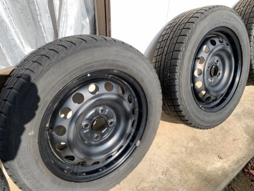 スタッドレス175/65R15×4穴PCD100