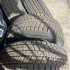 ランクル スタッドレス セットの画像