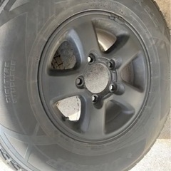 ランクル スタッドレス セットの画像