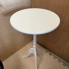 クラシックサイドテーブル