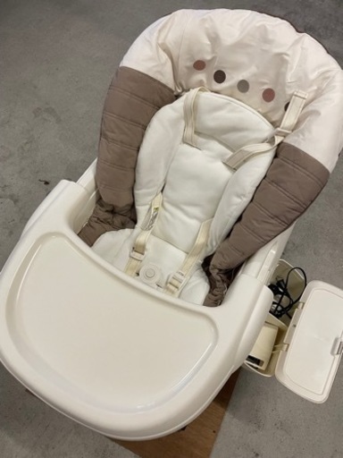 【美品】コンビ ネムリラ AUTO SWING